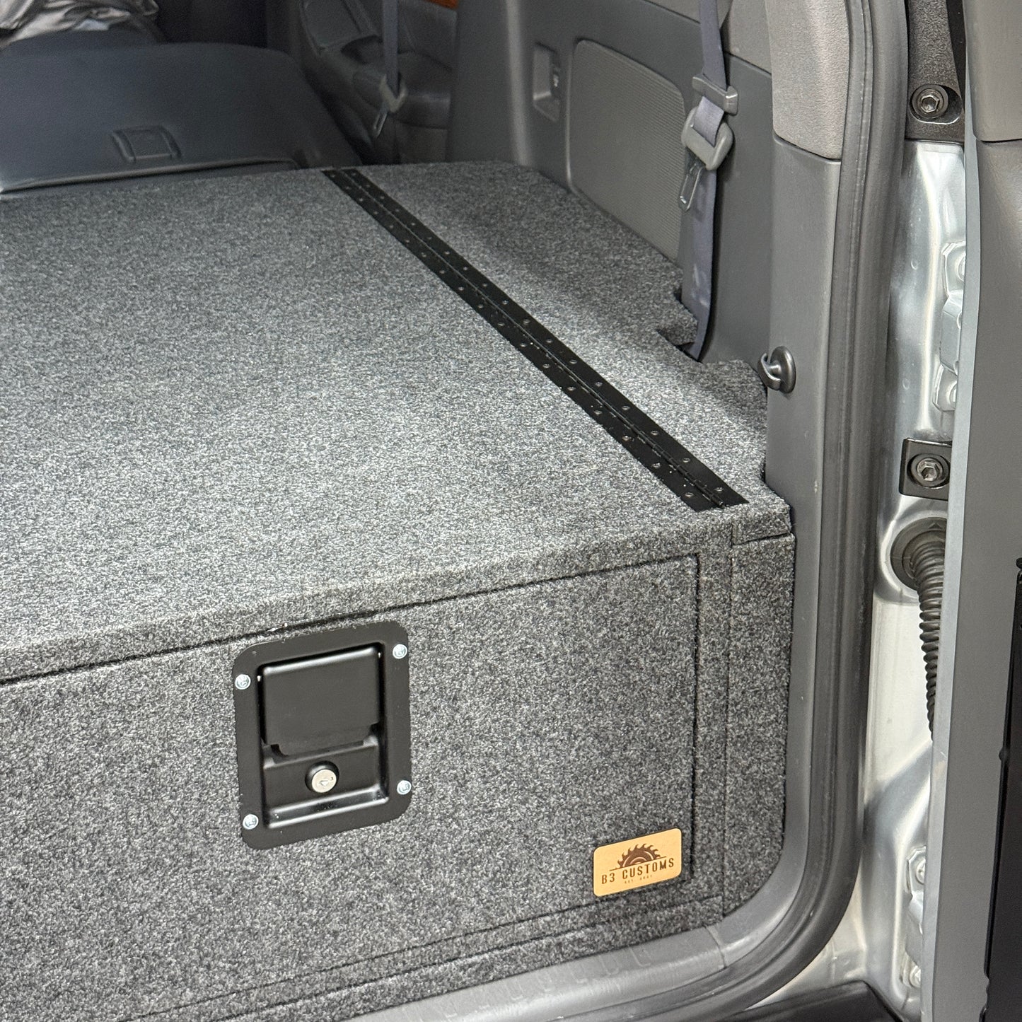 03-09 GX470 Drawer System