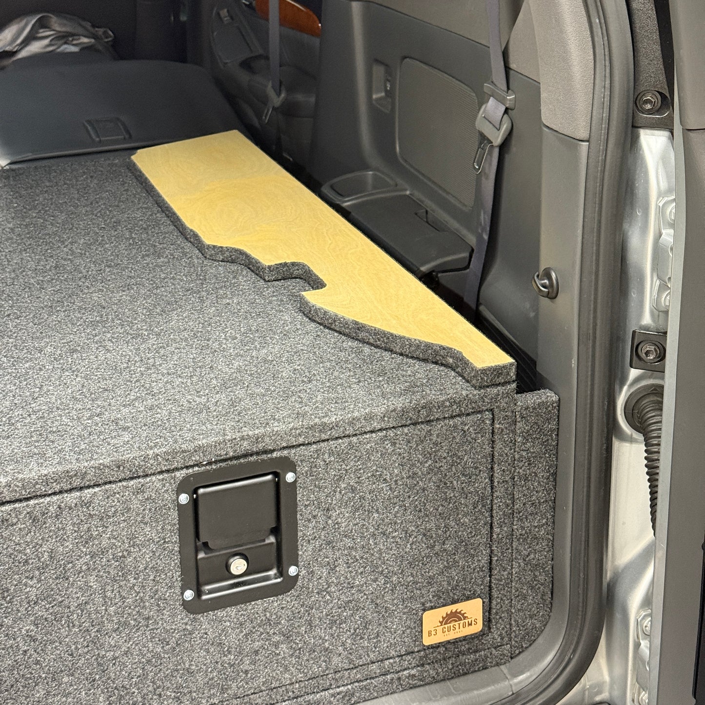 03-09 GX470 Drawer System