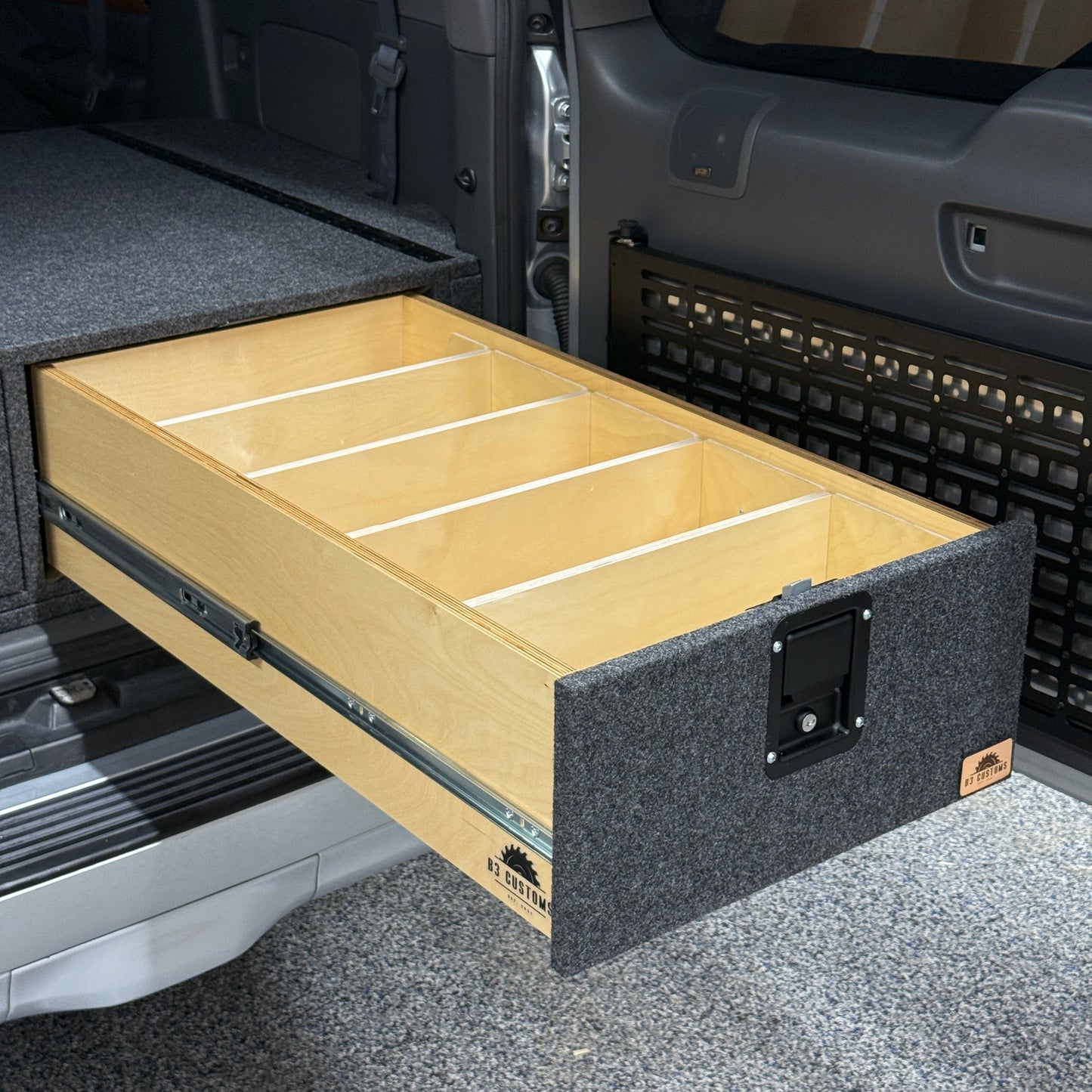 03-09 GX470 Drawer System