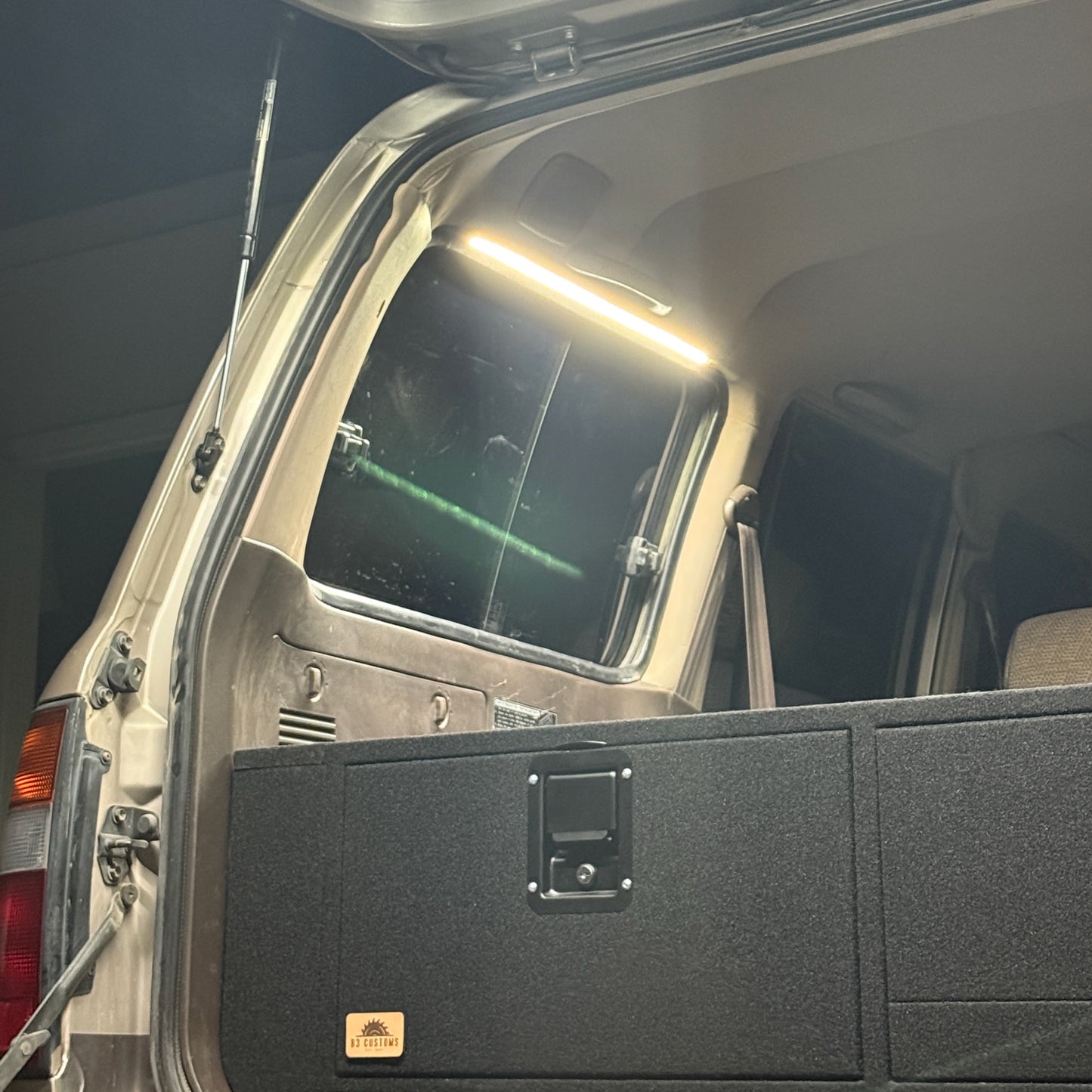 80 Series Land Cruiser Cargo Light Kit