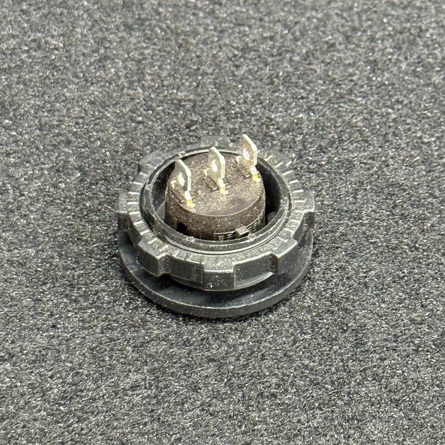 3 Way Switch Socket