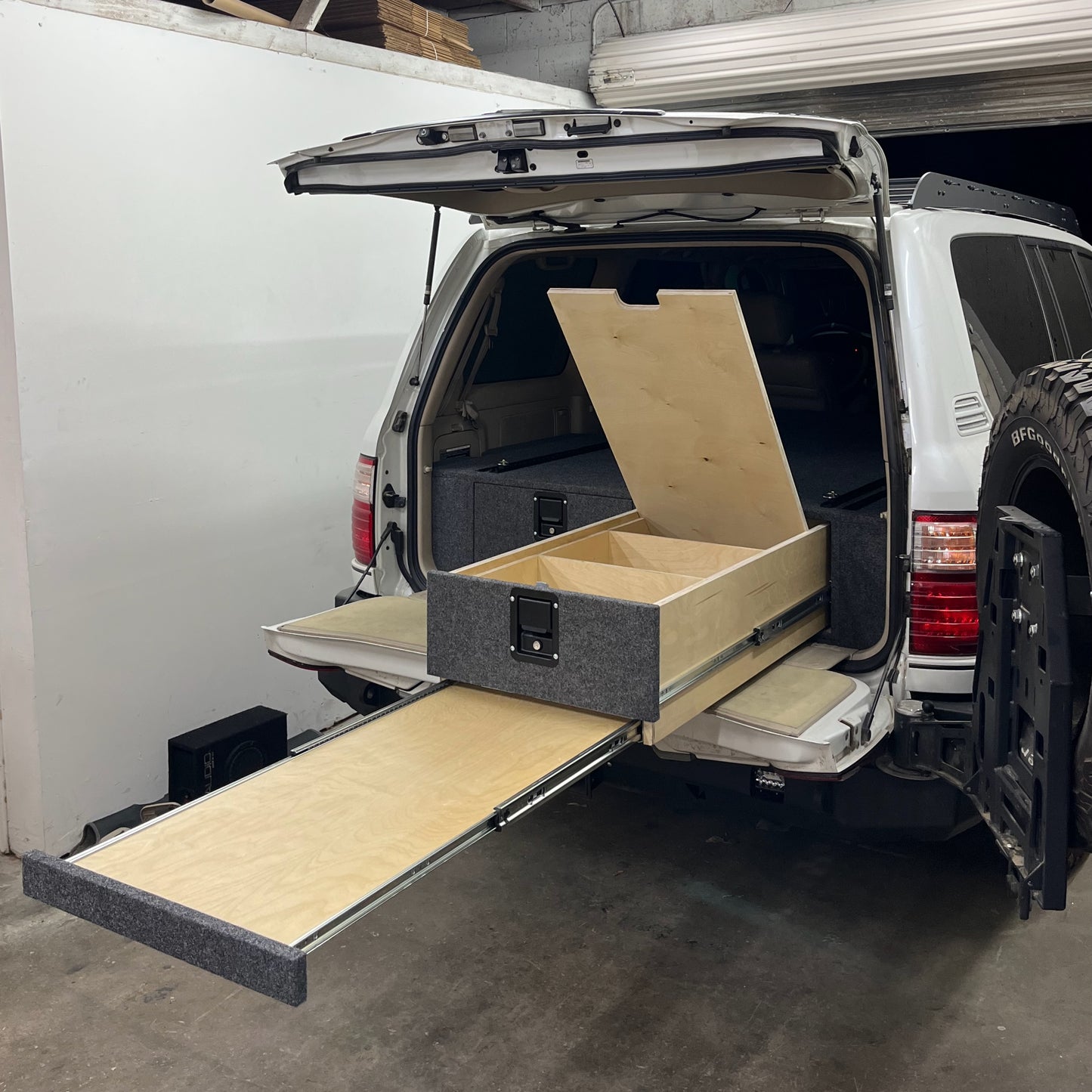 98-07 100 Series Land Cruiser / LX470 Drawer System