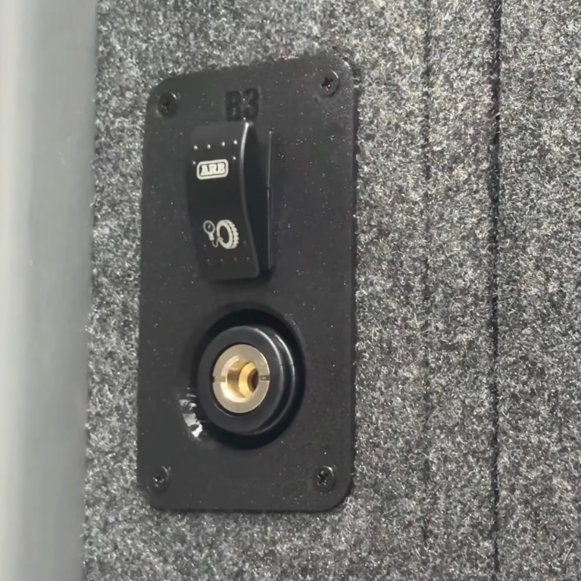 ARB Air Chuck/ Switch Flush Mount