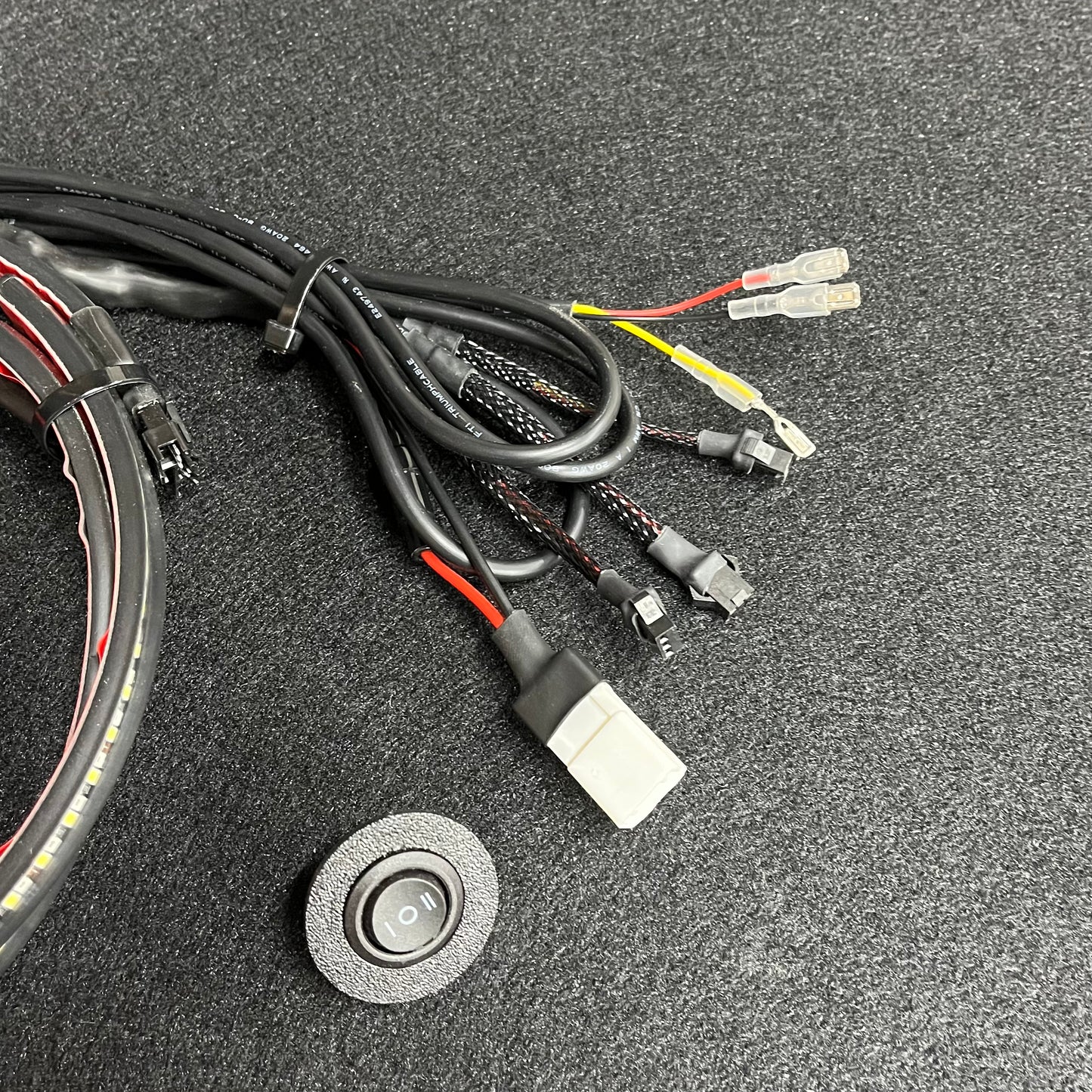 200 Series / LX570 Cargo Light Kit