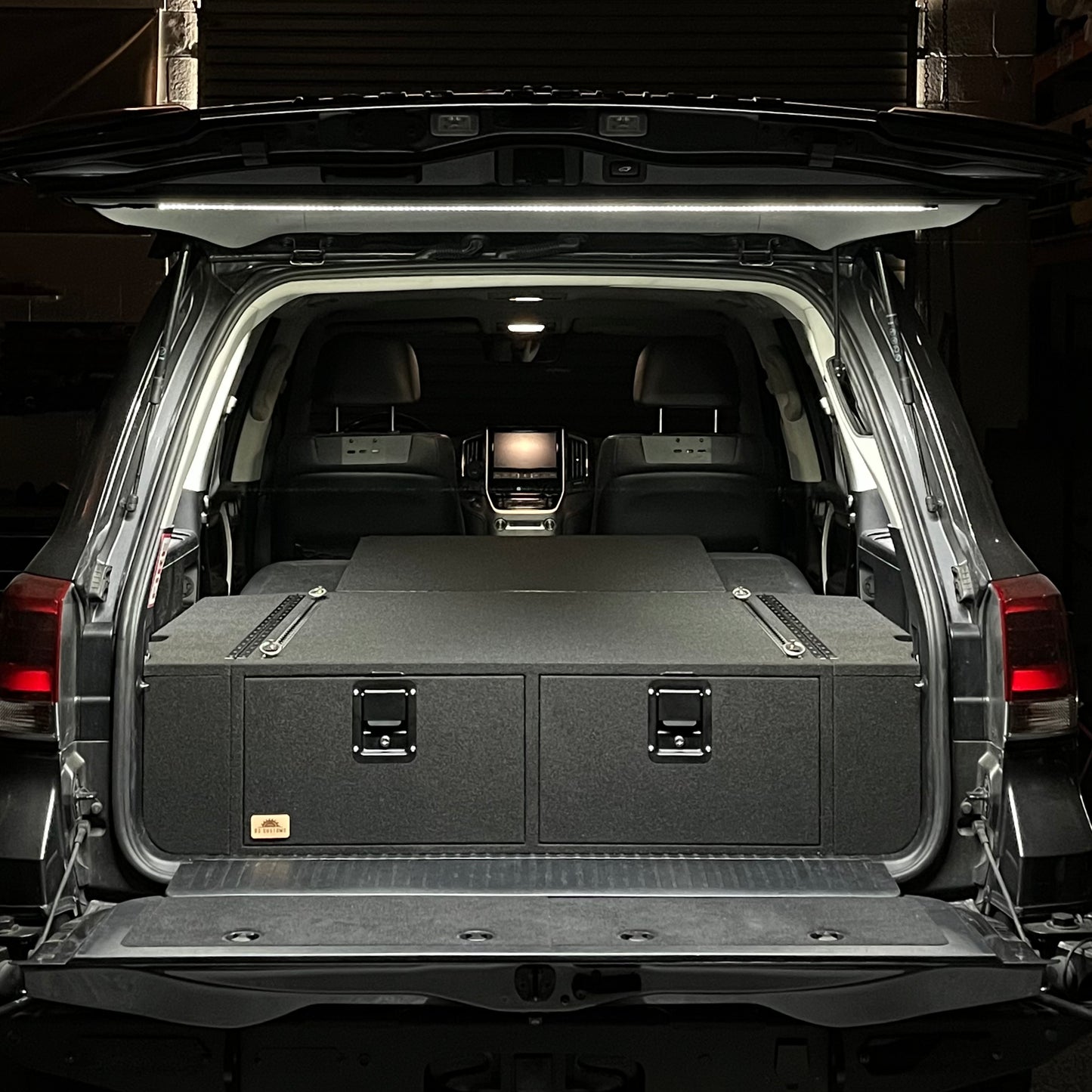 200 Series / LX570 Cargo Light Kit