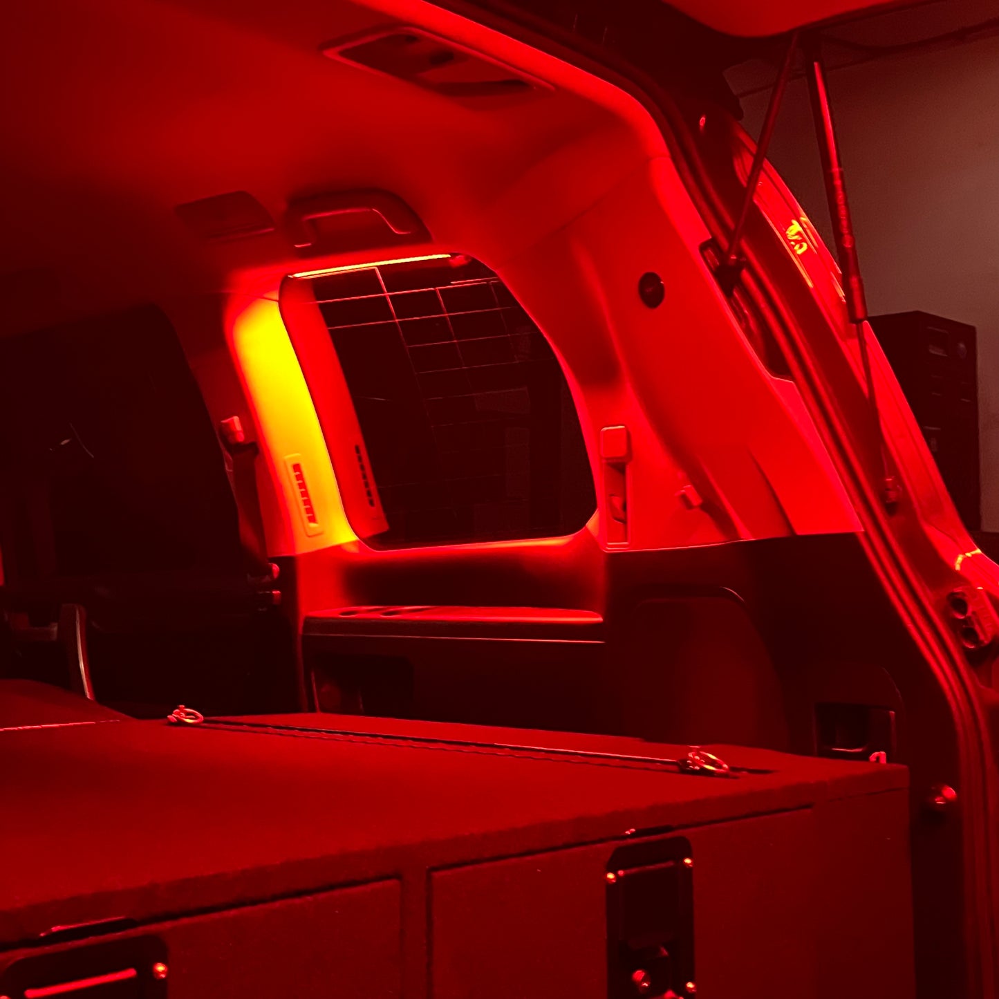 200 Series / LX570 Cargo Light Kit