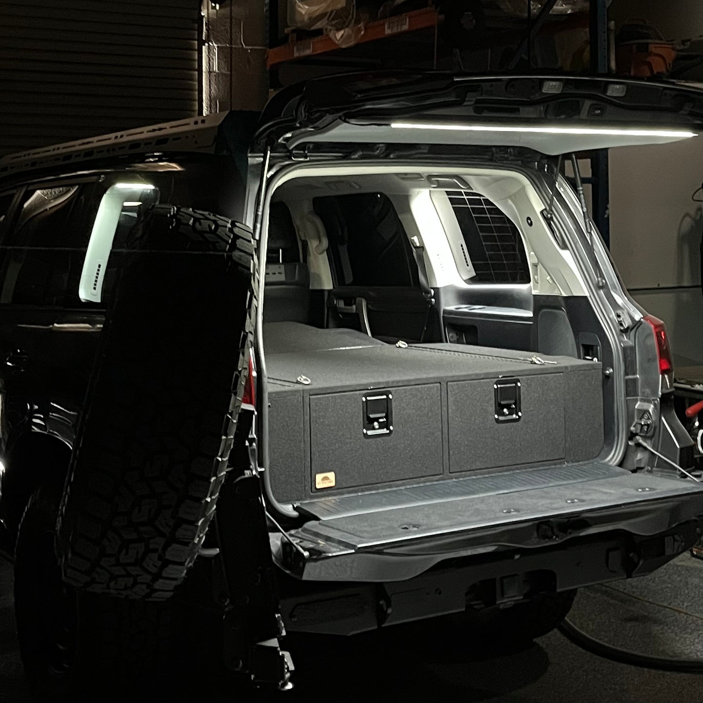 200 Series / LX570 Cargo Light Kit