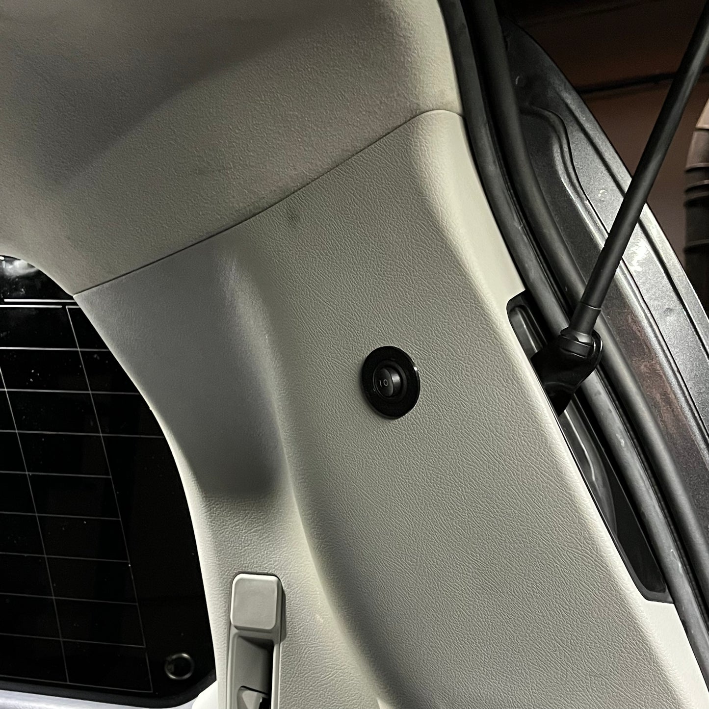 200 Series / LX570 Cargo Light Kit