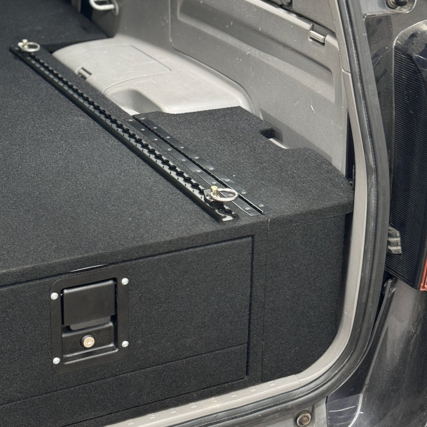 03-09 4th Gen 4Runner Drawer System