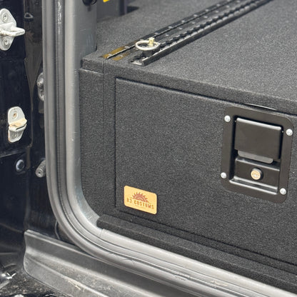 03-09 GX470 Drawer System